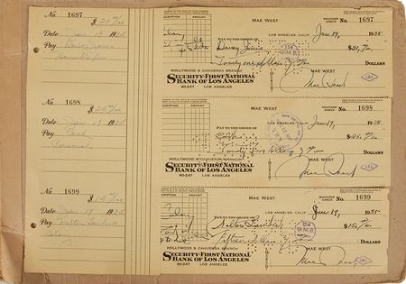 Lot #679 Mae West - Image 4