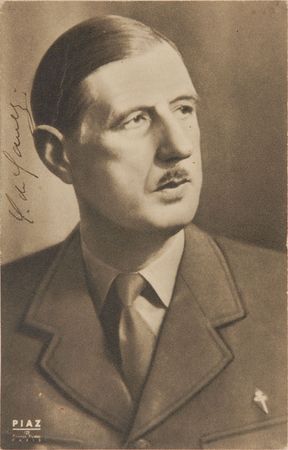 Lot #172 Charles de Gaulle Signed Photograph - Image 1