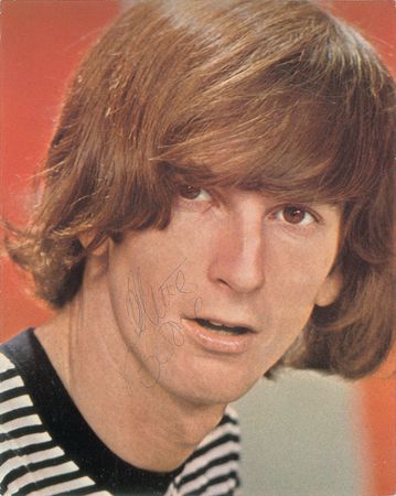 Lot #7200 Lovin? Spoonful Collection of Signed Photos and Document - Image 5