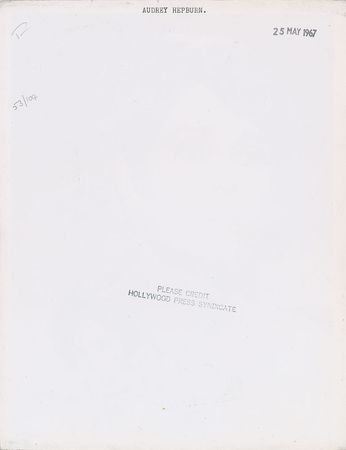 Lot #820 Audrey Hepburn - Image 5