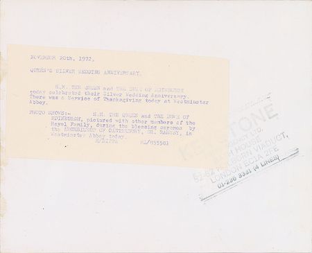Lot #826 Queen Elizabeth II - Image 4