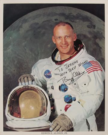 Lot #280 Buzz Aldrin Signed Photographs - Image 2