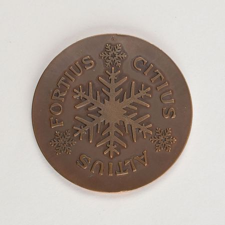 Lot #712 Oslo 1952 Winter Olympics Participation Medal Participation Medal - Image 2