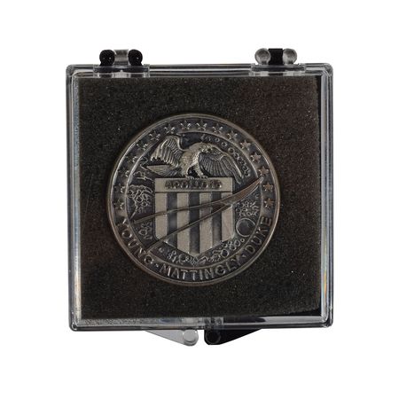 Lot #8364 Alan Bean’s Apollo 16 Flown Robbins Medal - Image 4