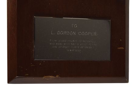 Lot #8083  MA-9: Gordon Cooper's Faith 7 Model - Image 2