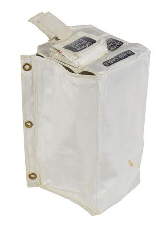 Lot #8148  Apollo LM 16mm Camera Stowage Pouch - Image 2