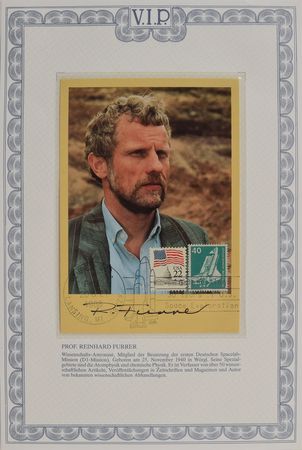 Lot #8165  Apollo Astronaut Set of (4) Signed VIP Cards - Image 5