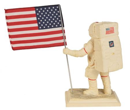 Lot #8274  Apollo 11 'Man on the Moon' Statue and Alan Shepard Signed Photo - Image 2