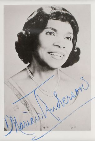 Lot #632 Entertainers Group Lot - Image 3