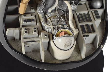 Lot #393 Mercury Capsule: Vintage educational model of the Mercury capsule - Image 3