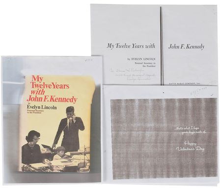 Lot #9057 John F. Kennedy?s Senatorial and Presidential Office Pair of Gold and Black Eagle Bookends - Image 4