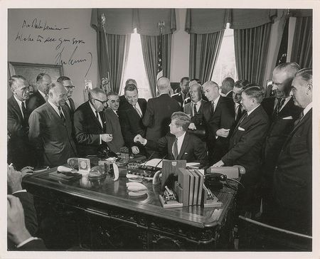 Lot #9052 John F. Kennedy 1963 Signed Photograph - Image 1
