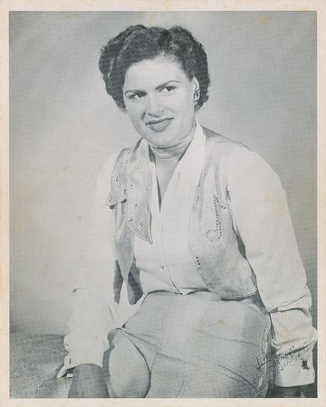Lot #495 Patsy Cline Signed Photograph - Image 2