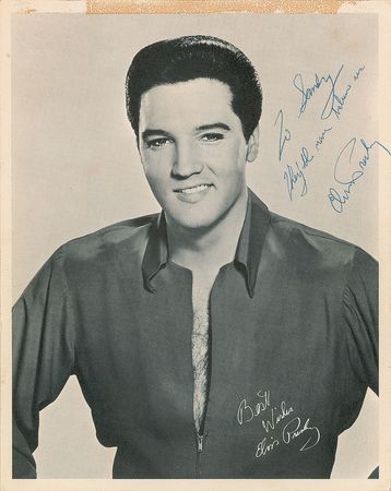 Lot #589 Elvis Presley: 