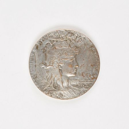 Lot #3017  Paris 1900 Exposition Universelle Silvered Bronze Medal - Image 3