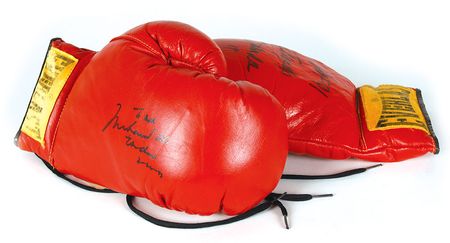 Lot #914 Muhammad Ali and Angelo Dundee Boxing Gloves - Image 3