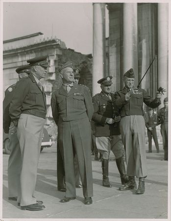 Lot #78 World War II: Geoffrey Keyes: Lt. Gen. Keyes’s three-star uniform - Image 2