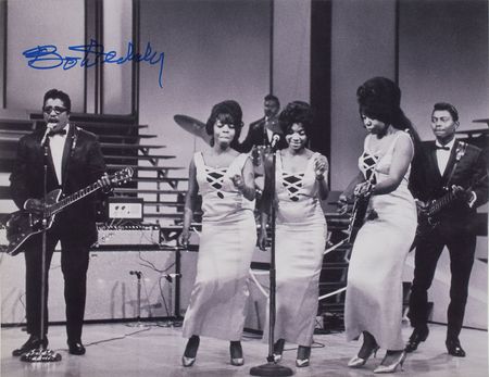 Lot #682 Bo Diddley Signed Photographs - Image 2
