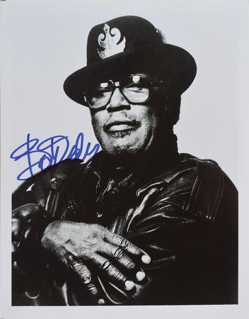 Lot #682 Bo Diddley Signed Photographs - Image 3