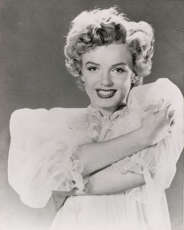 Lot #807 Marilyn Monroe Photograph - Image 1