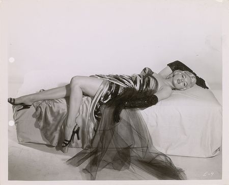 Lot #811 Marilyn Monroe Photograph - Image 1