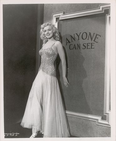 Lot #814 Marilyn Monroe Photograph - Image 1