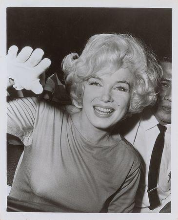 Lot #817 Marilyn Monroe Photograph - Image 1