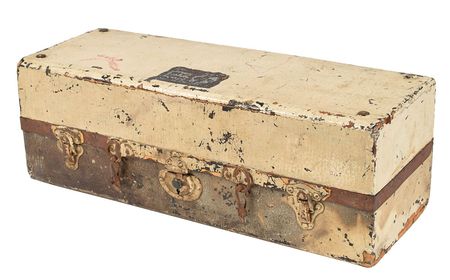 Lot #81 US Navy Medical Kit: Unusually complete US Navy first aid kit - Image 1