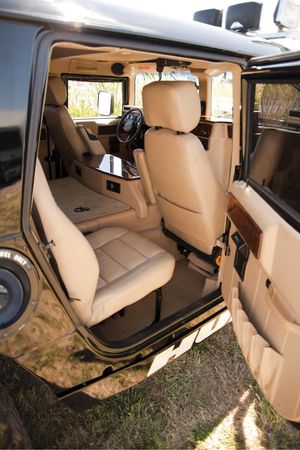 Lot #4288 Tupac Shakur?s 1996 American Motors Hummer H1 - Image 13