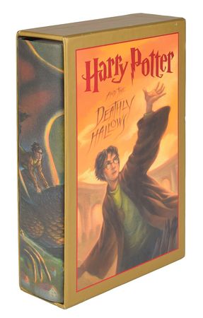 Lot #4442 J. K. Rowling Signed 'Harry Potter and the Deathly Hallows' Book - Image 3