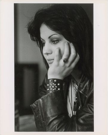 Lot #4267 Joan Jett Original Vintage Photograph - Image 1