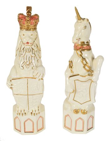 Lot #53 Queen Elizabeth II Halcyon Days Porcelain Models Porcelain Models - Image 1