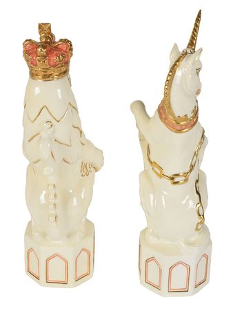 Lot #53 Queen Elizabeth II Halcyon Days Porcelain Models Porcelain Models - Image 2
