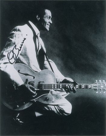 Lot #534 Chuck Berry - Image 1