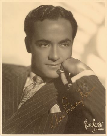 Lot #725 Leading Men Signed Photographs - Image 5