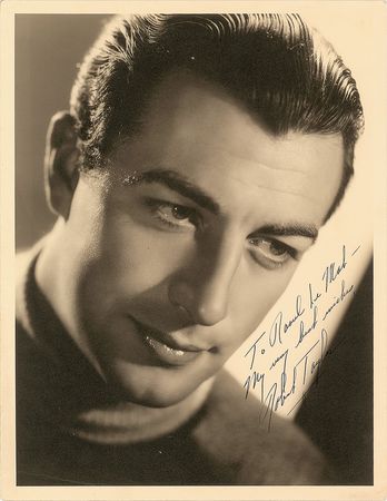 Lot #725 Leading Men Signed Photographs - Image 6