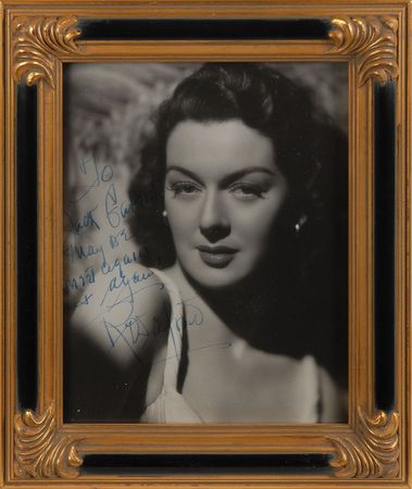 Lot #724 Leading Ladies Signed Photographs - Image 3