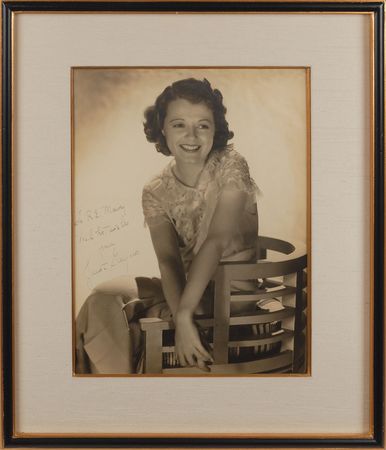 Lot #689 Academy Award Winning Actresses Signed Photographs - Image 4