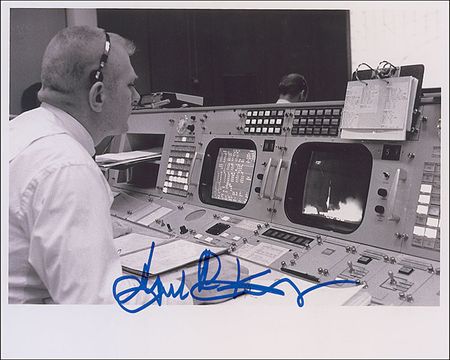 Lot #366 Chris Kraft and Gene Kranz Signed Photographs - Image 4