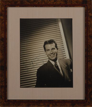Lot #690 Actors Signed Photographs - Image 6