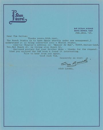 Lot #726 Stan Laurel: 