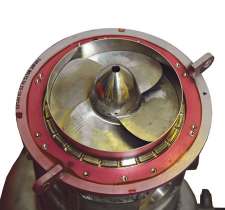 Lot #8277  J2 Turbo Pump - Image 3