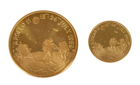 Lot #8326  Apollo 11 Pair of Man-in-Space Gold Medals - Image 2