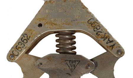 Lot #8284  R-4D Reaction Control Engine Purge Plug - Image 3