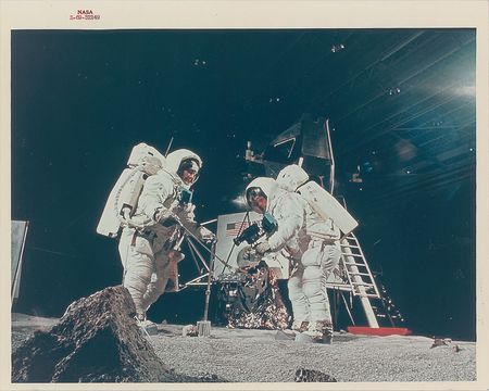 Lot #8029  Apollo 11: Armstrong and Aldrin Original Vintage NASA Photograph - Image 1