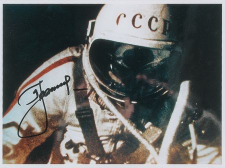 Lot #8185 Alexei Leonov Signed Photograph - Image 1