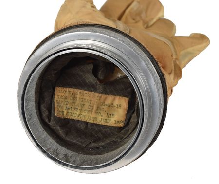 Lot #8291 Gus Grissom's Gemini Training Glove - Image 4