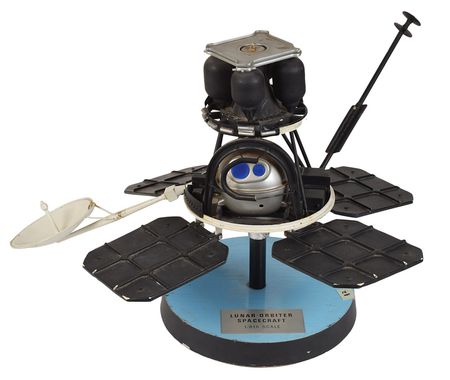 Lot #8236  Lunar Orbiter Model - Image 2