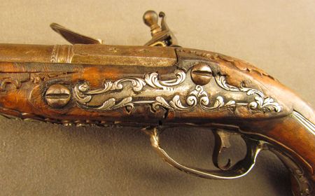 Lot #383 Pair of European Flintlock Muff Pistols: Beautiful ornate pair of European flintlocks - Image 17