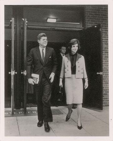 Lot #36 John and Jacqueline Kennedy Photos Photographs - Image 3